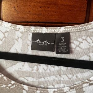 Travelers by Chicos top size 3